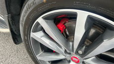 Jaguar F-Pace 2.0 D200 R-Dynamic SE 5dr Auto AWD Diesel Estate